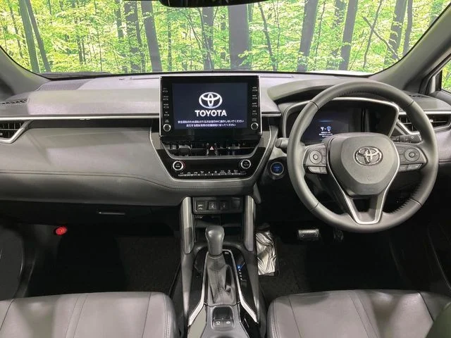 Toyota COROLLA CROSS HYBRID Z photo 2