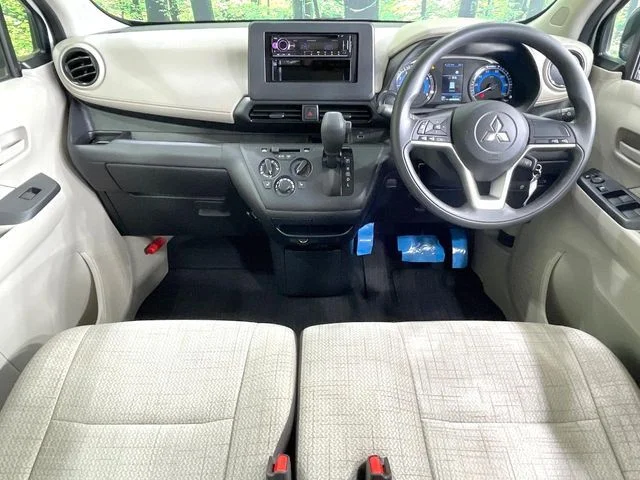 Mitsubishi eK WAGON M photo 2