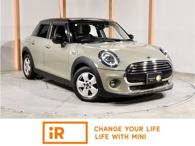 Bmw MINI COOPER 5DOOR ベースグレード 2020