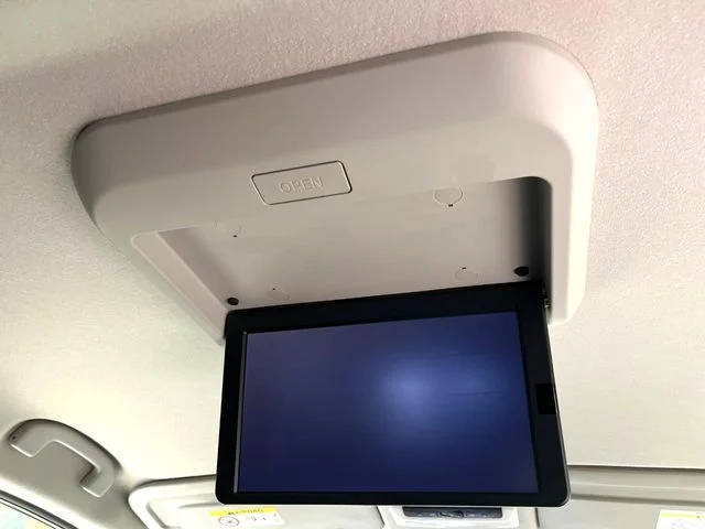 Nissan SERENA WG e−POWER　ハイウェイスター　V photo 4