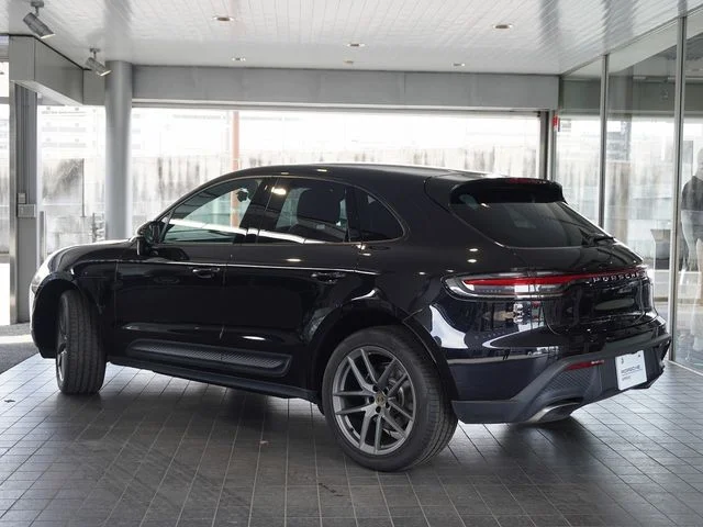 Porsche PORSCHE Macan ベースグレード photo 3