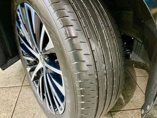 Toyota LEXUS RZ450e バージョンL photo 2