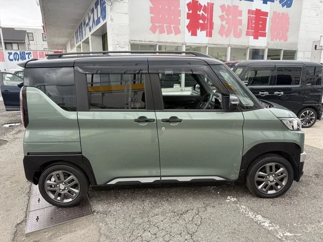 Mitsubishi DELICA MINI T　プレミアム photo 4