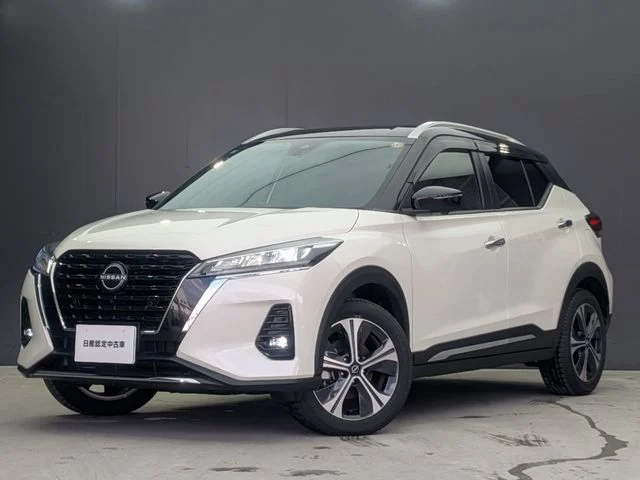 Nissan KICKS X 2025