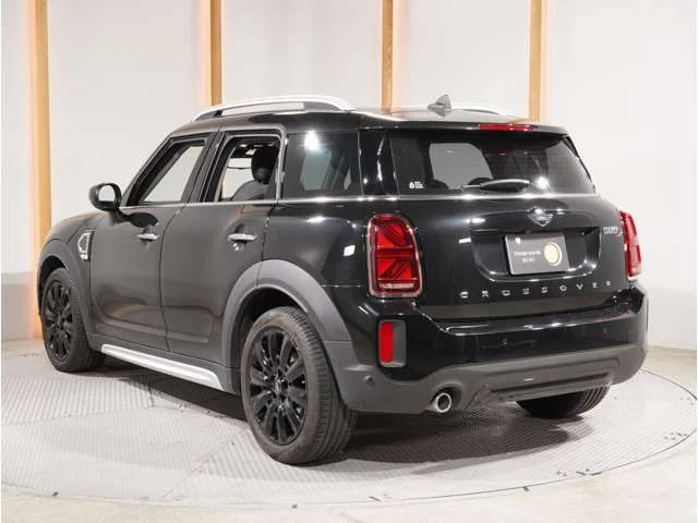 Bmw MINI COOPER D CROSSOVER ベースグレード photo 2