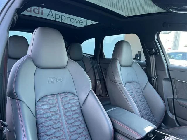 Audi AUDI RS6 AVANT ベースグレード photo 4