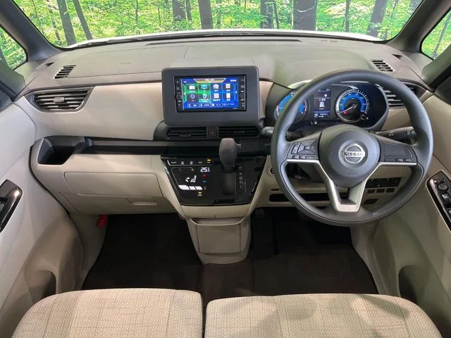 Nissan ROOX X photo 2