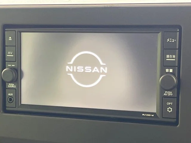 Nissan ROOX X photo 3