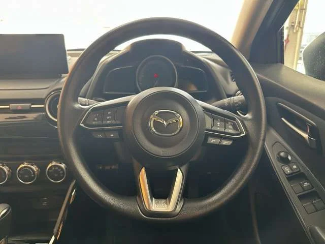 Mazda MAZDA2 15BD photo 2