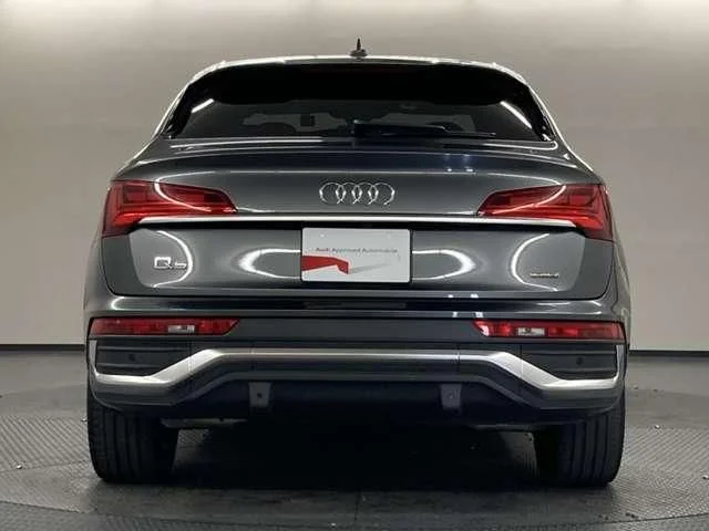 Audi AUDI Q5 SPORTBACK Sライン　ダイナミックエディション photo 4