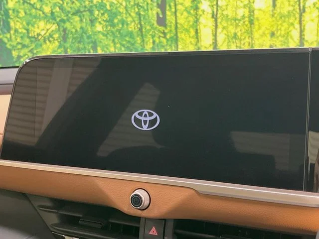 Toyota CROWN CROSSOVER RS　アドバンスド photo 4