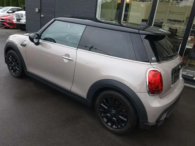 Bmw MINI COOPER D プレミアムプラスライン photo 4