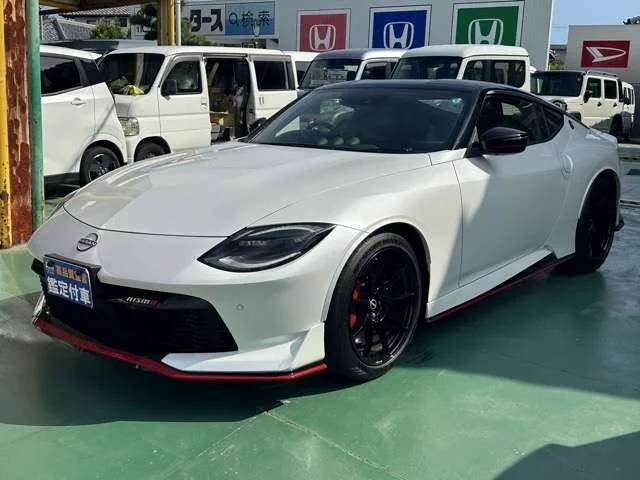 Nissan FAIRLADY Z NISMO photo 3