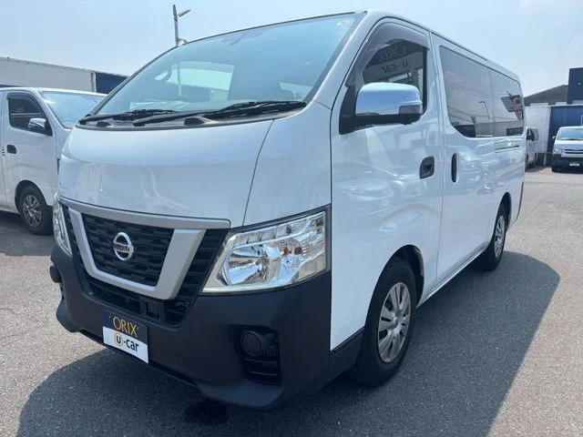 Nissan NV350 CARAVAN 1.25t DX　低床　ロング 2021