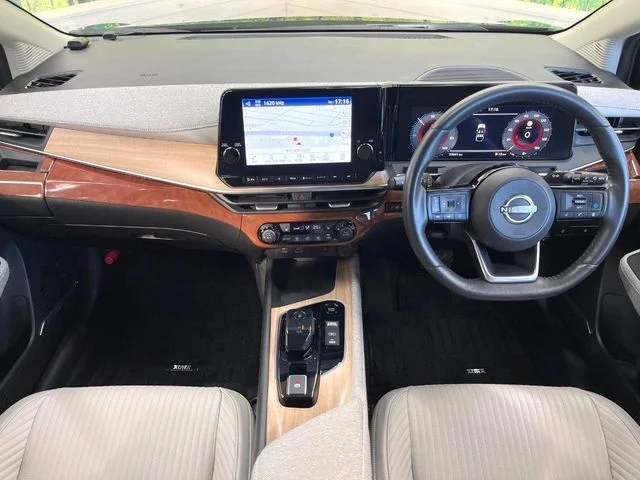 Nissan AURA G　FOUR　レザーエディション photo 2