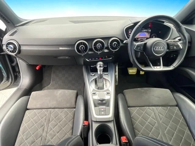 Audi AUDI TT coupe 45　TFSI　クワトロ　Sラインパッケ photo 2