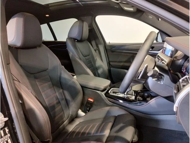 Bmw BMW X4 xDrive20d　Mスポーツ photo 2