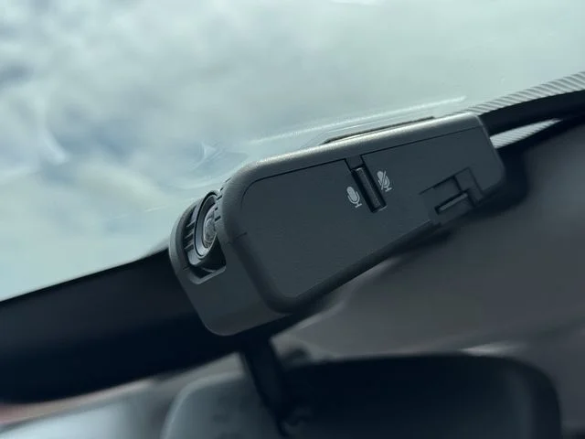Toyota PRIUS PHV A　ユーティリティプラス photo 3