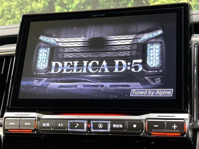 Mitsubishi DELICA D:5 4WD シャモニー photo 3