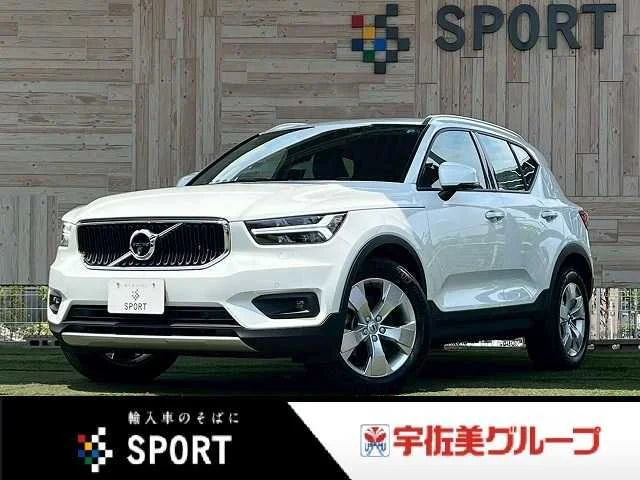 Volvo VOLVO XC40 B4　AWD　モメンタム 2021