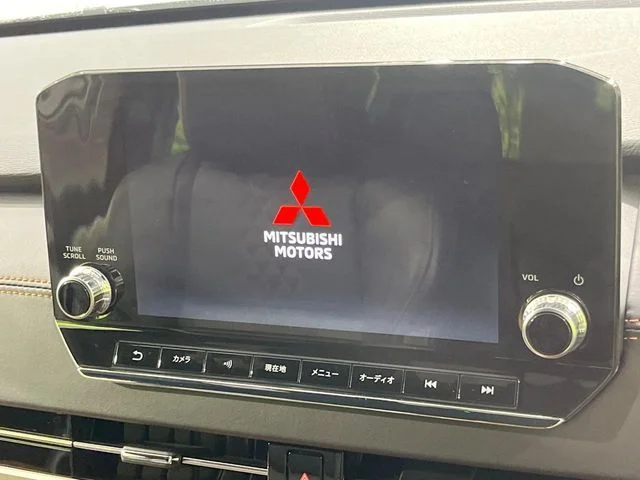 Mitsubishi OUTLANDER PHEV P photo 3