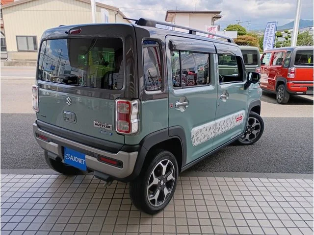 Suzuki HUSTLER Jスタイルターボ photo 3