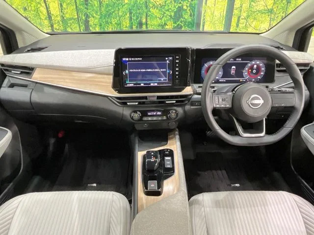 Nissan AURA G　レザーエディション photo 2