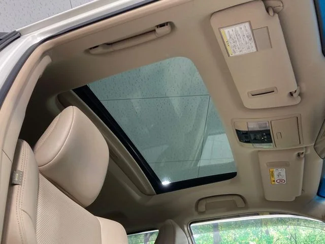 Toyota LANDCRUISER PRADO TX　Lパッケージ photo 3