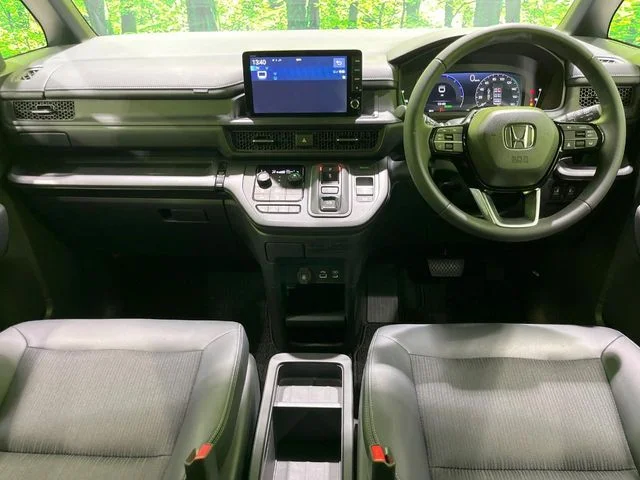 Honda STEPWAGON e:HEV SPADA ベースグレード photo 2