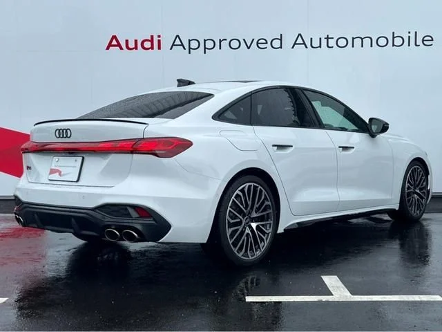 Audi AUDI S5 Sedan ベースグレード photo 3