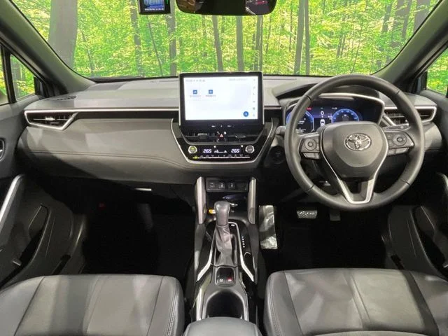 Toyota COROLLA CROSS HYBRID Z photo 2