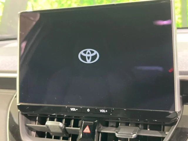 Toyota COROLLA CROSS HYBRID Z photo 4