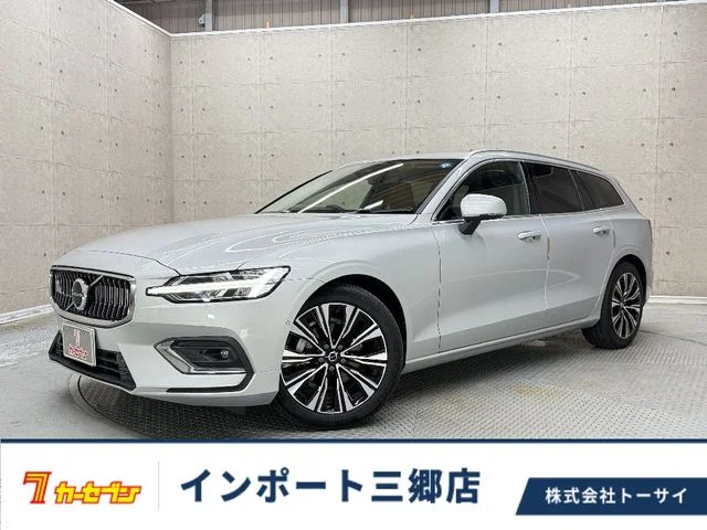 Volvo VOLVO V60 アルティメット　B4 2023
