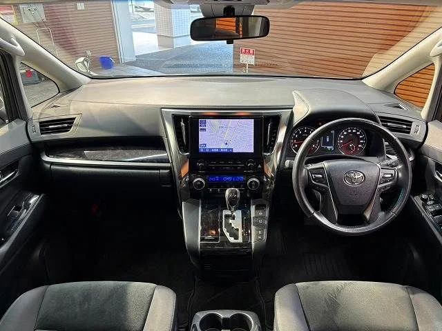 Toyota ALPHARD S photo 2