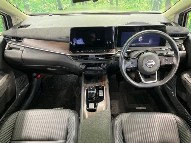 Nissan AURA G　レザーエディション photo 2