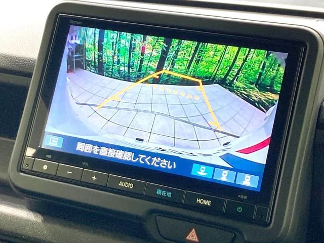Honda N BOX CUSTOM ベースグレード photo 4