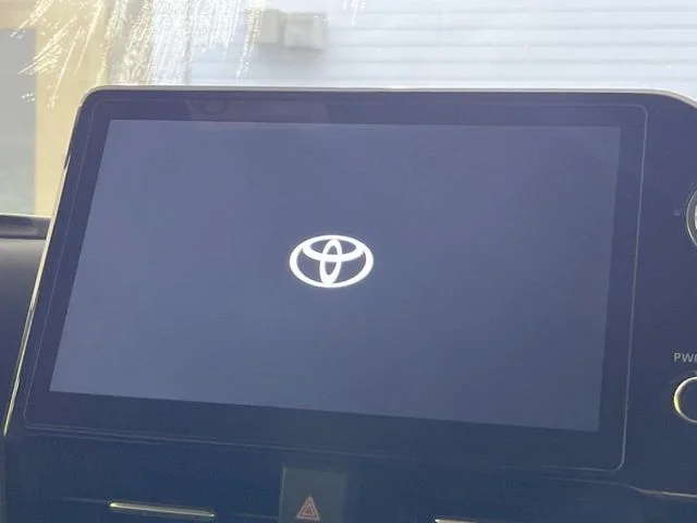 Toyota NOAH HYBRID S−Z photo 4
