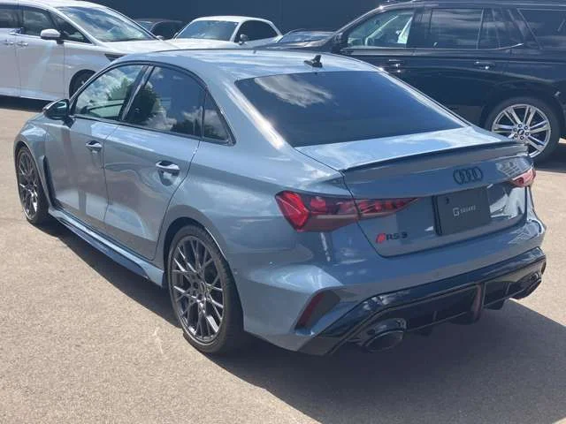 Audi AUDI RS3 Sedan ベースグレード photo 2