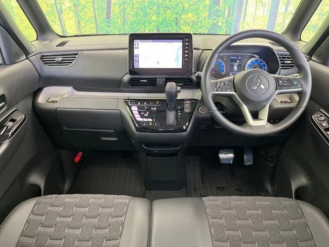 Mitsubishi DELICA MINI G　プレミアム　リミテッドエディション photo 3
