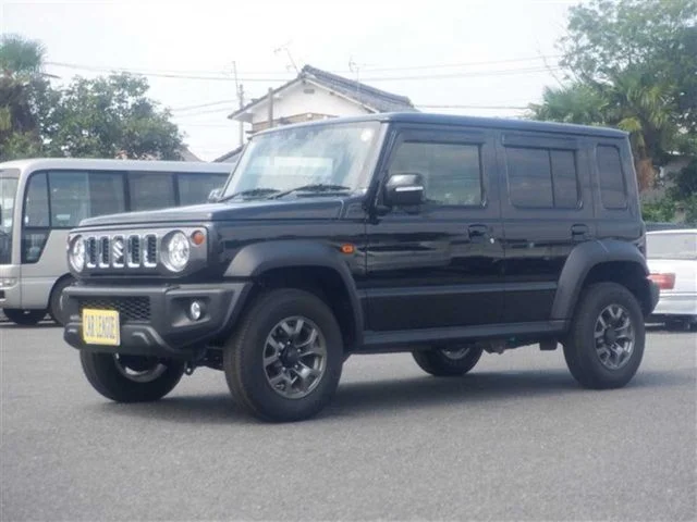 Suzuki JIMNY NOMADE FC 2025