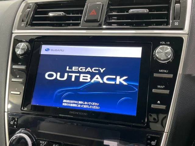 Subaru LEGACY OUTBACK リミテッド photo 3