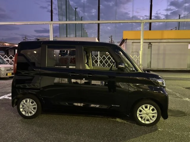 Nissan ROOX X photo 4