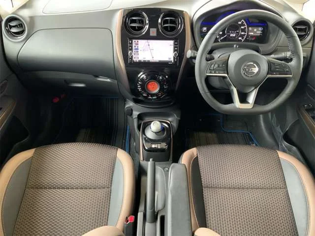 Nissan NOTE e−POWER　メダリスト photo 2