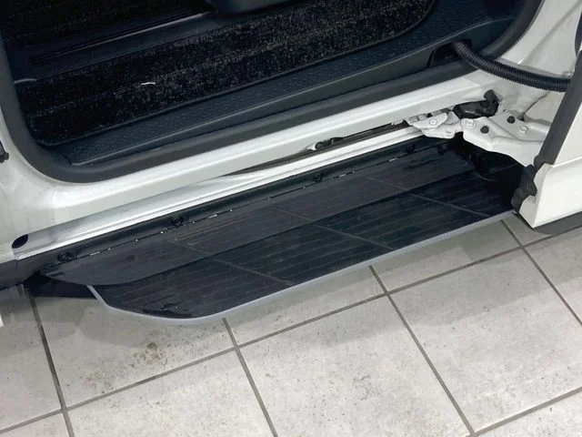 Toyota NOAH HYBRID S−Z photo 3