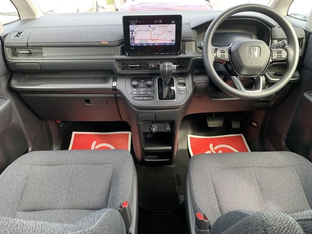 Honda STEPWAGON エアー photo 2