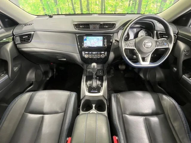 Nissan X-TRAIL 4WD オーテック　iパッケージ photo 2