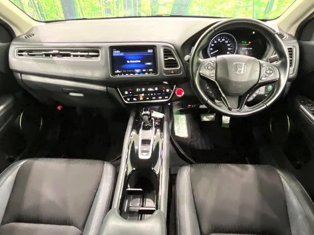Honda VEZEL HYBRID Z　ホンダセンシング photo 2