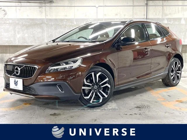 Volvo VOLVO V40 CROSS COUNTRY T5　AWD　クラシックエディション 2019