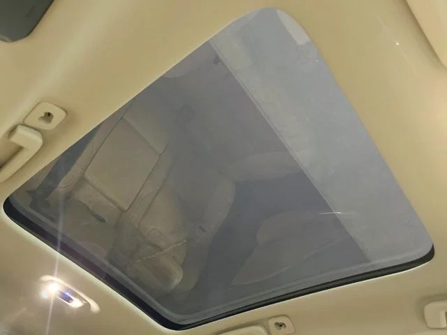 Volvo VOLVO V40 CROSS COUNTRY T5　AWD　クラシックエディション photo 4