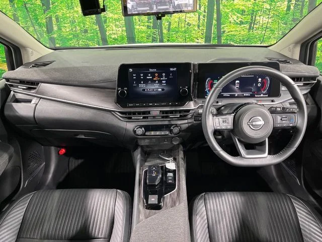 Nissan AURA G　レザーエディション photo 2